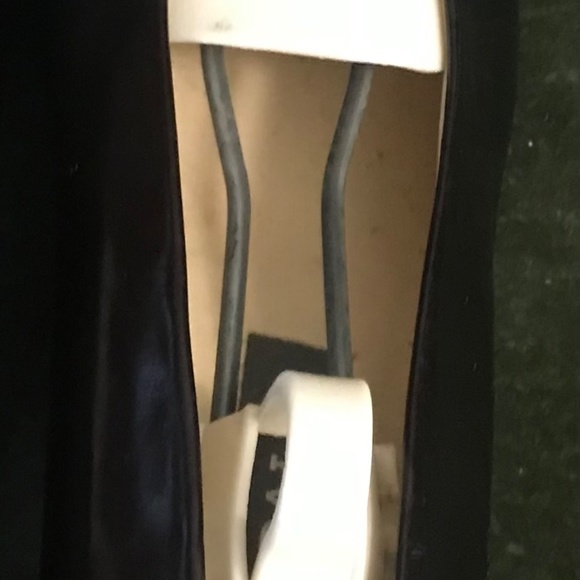 Wine color high hill Bally Shoes bought in Europe - Picture 3 of 4